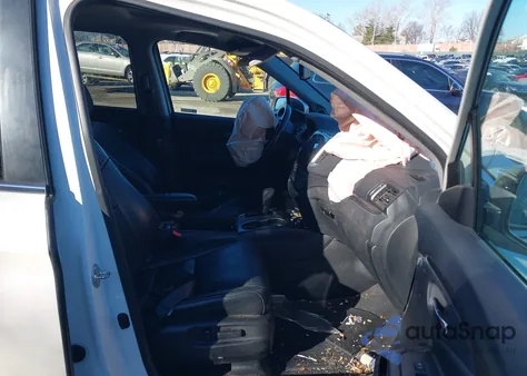 2018 Honda Pilot Ex-L z USA, uszkodzony, nr VIN 5FNYF6H52JB064354